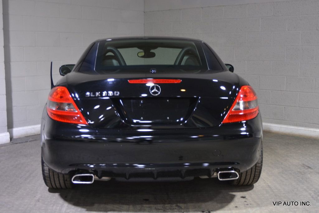 Used 2009 Mercedes-Benz SLK 350 image 10