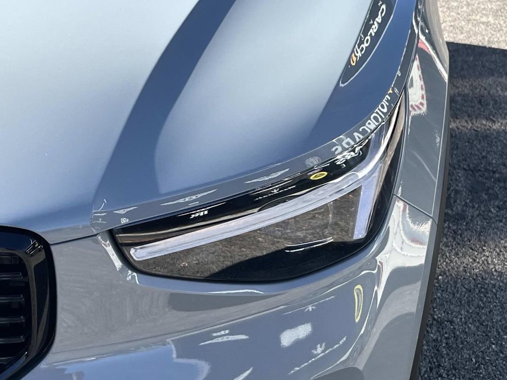 New 2026 Volvo XC40 B5 Plus w/ Protection Package Premier image 9