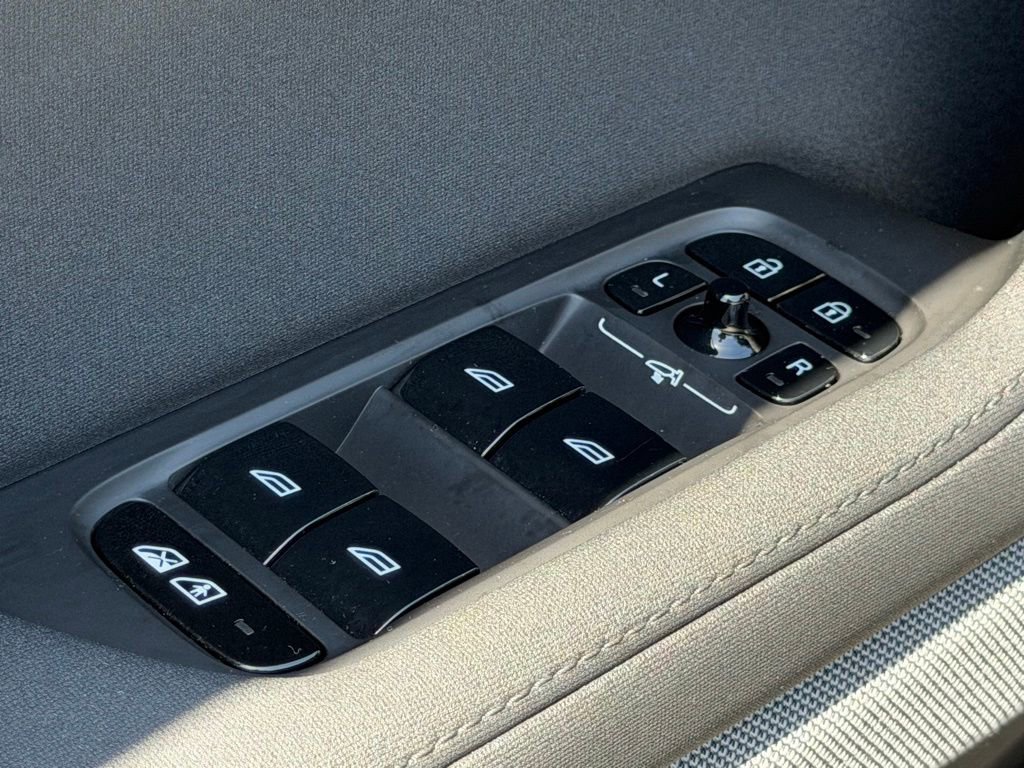Used 2023 Polestar Polestar 2 AWD/4WD image 20