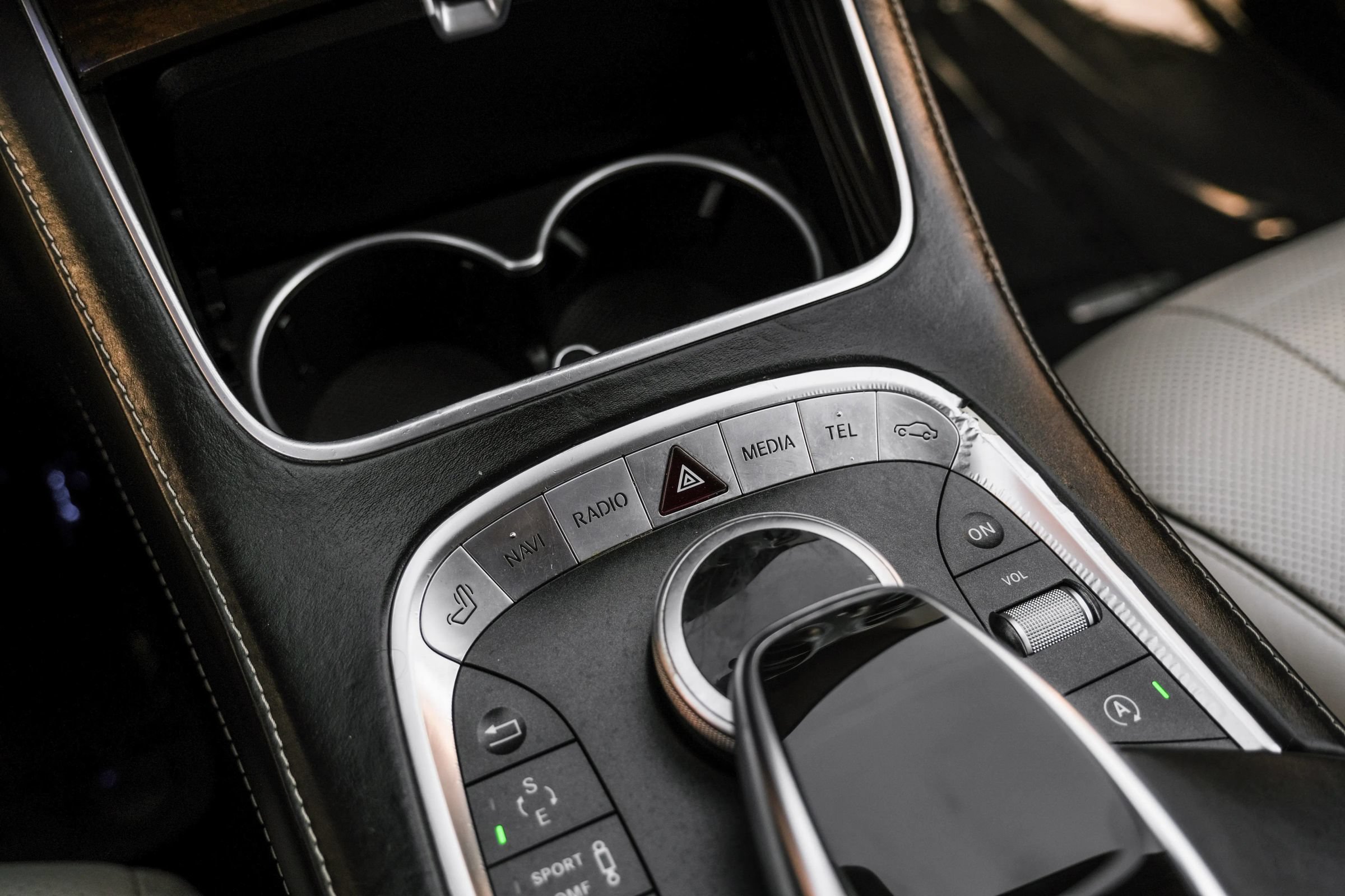Used 2015 Mercedes-Benz S 550 Sedan image 26