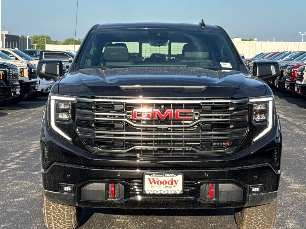 New 2026 GMC Sierra 1500 AT4 w/ AT4 Premium Package AWD/4WD image 4