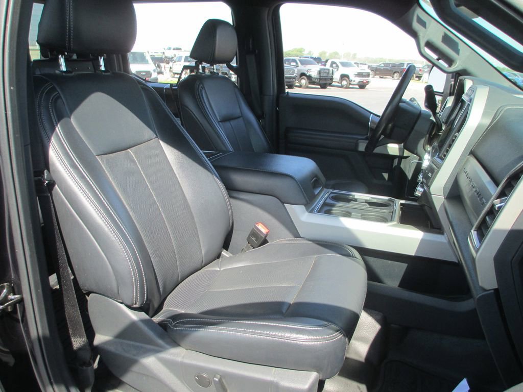 Used 2022 Ford F250 Lariat w/ Lariat Ultimate Package AWD/4WD image 24