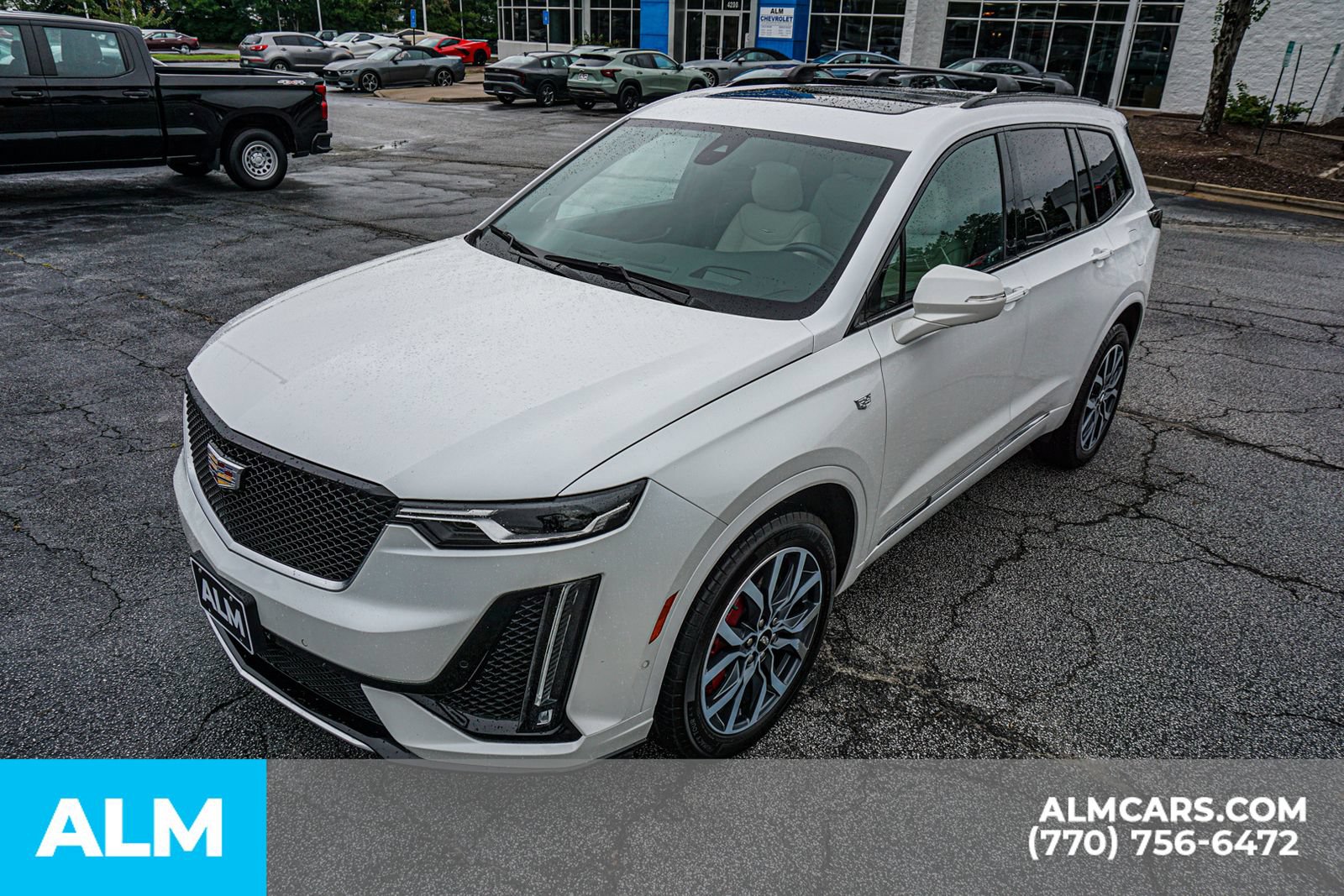 Used 2023 Cadillac XT6 Sport w/ Technology Package AWD/4WD image 19