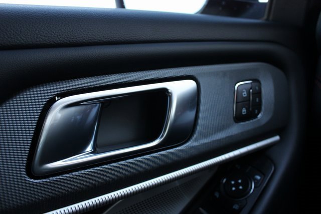 New 2026 Ford Explorer ST w/ Sun And Sound Package image 6