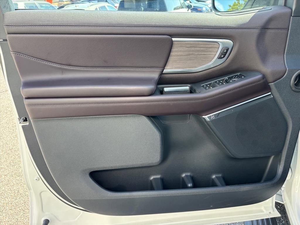 New 2026 Ford Expedition Max Platinum w/ Platinum Ultimate Package image 9