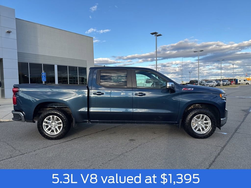 Used 2021 Chevrolet Silverado 1500 LT w/ Z71 Off-Road Package AWD/4WD image 2