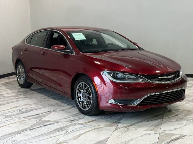 Used 2015 Chrysler 200 Limited w/ Convenience Group FWD image 4