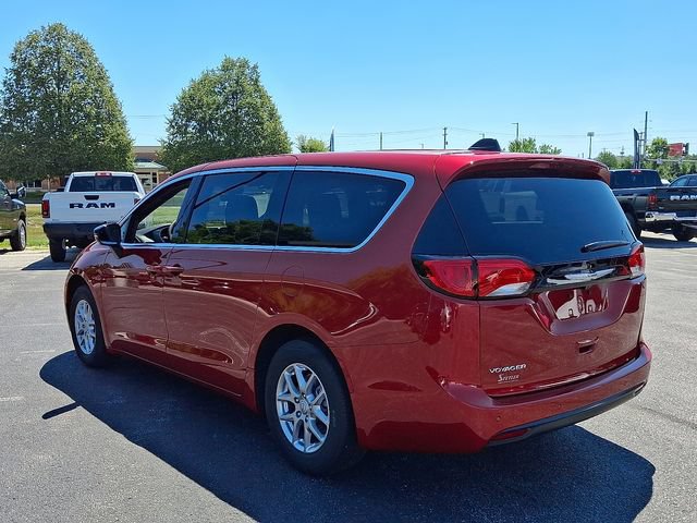 New 2026 Chrysler Voyager LX FWD image 5