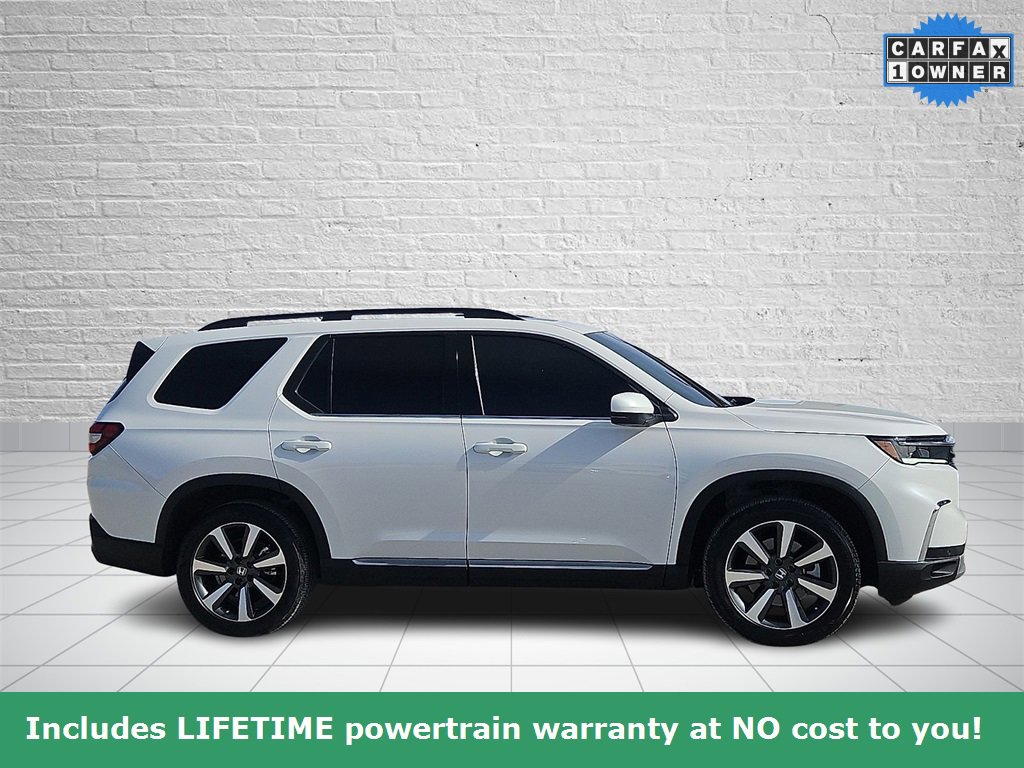 Used 2025 Honda Pilot Touring image 5