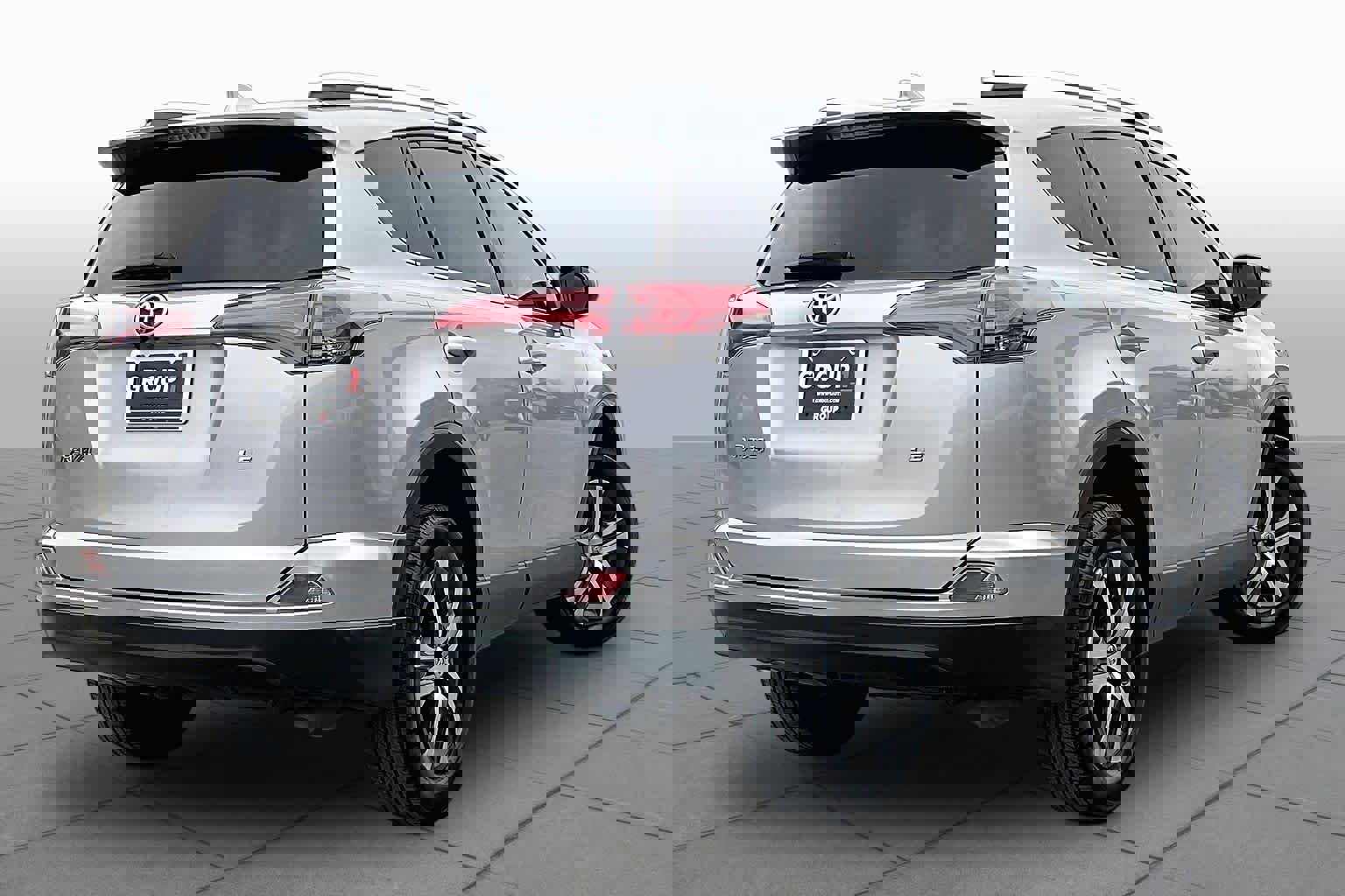 Used 2016 Toyota RAV4 LE FWD image 13