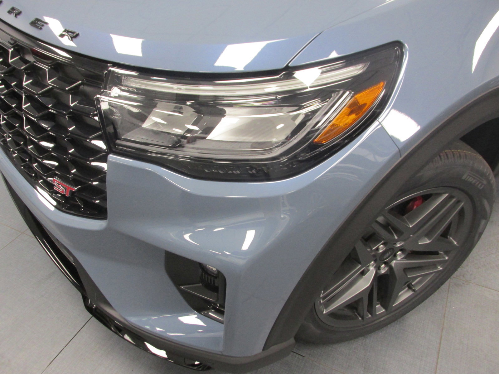 New 2025 Ford Explorer ST w/ Sun And Sound Package image 7