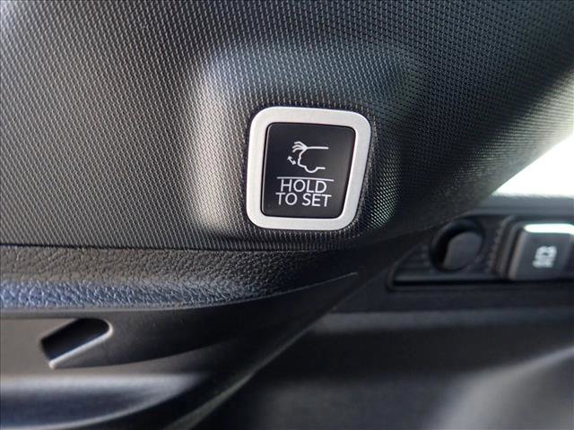 New 2026 Jeep Grand Cherokee Limited w/ Luxury Tech Group II image 9