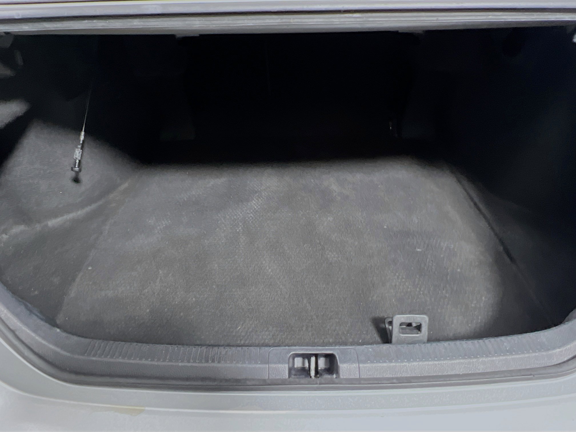 Used 2020 Toyota Camry SE image 33