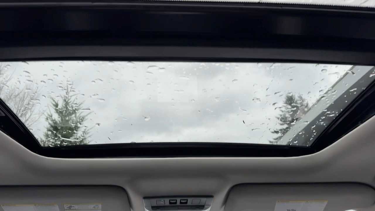 New 2025 Nissan Pathfinder Platinum w/ Cargo Package image 16