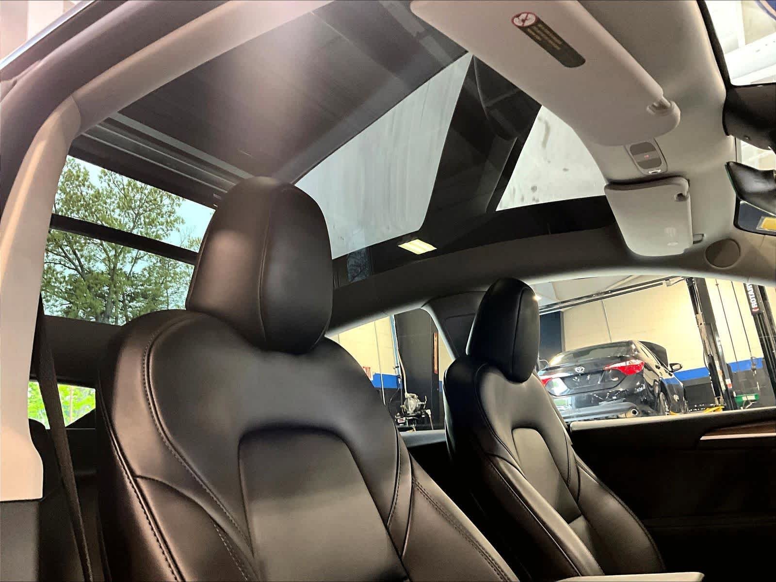 Used 2023 Tesla Model Y AWD image 23