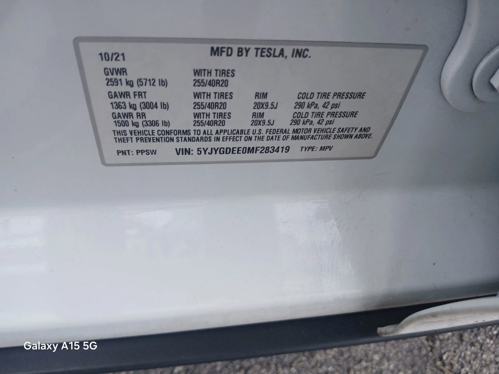 Used 2021 Tesla Model Y Long Range image 9