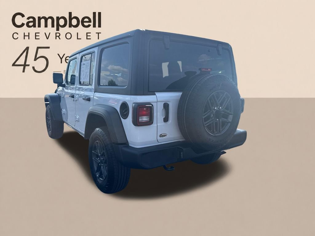 Used 2025 Jeep Wrangler Unlimited Sport AWD/4WD image 3