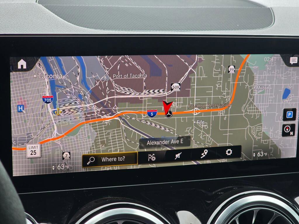 Used 2022 Mercedes-Benz GLB 35 AMG 4MATIC image 48