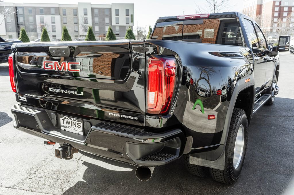 Used 2023 GMC Sierra 3500 Denali w/ Denali Ultimate Package AWD/4WD image 41