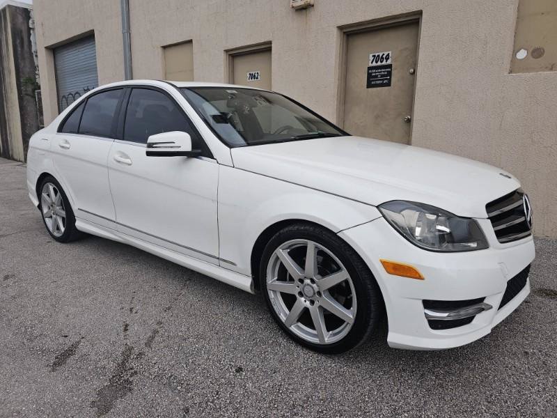Used 2014 Mercedes-Benz C 250 Sedan image 5