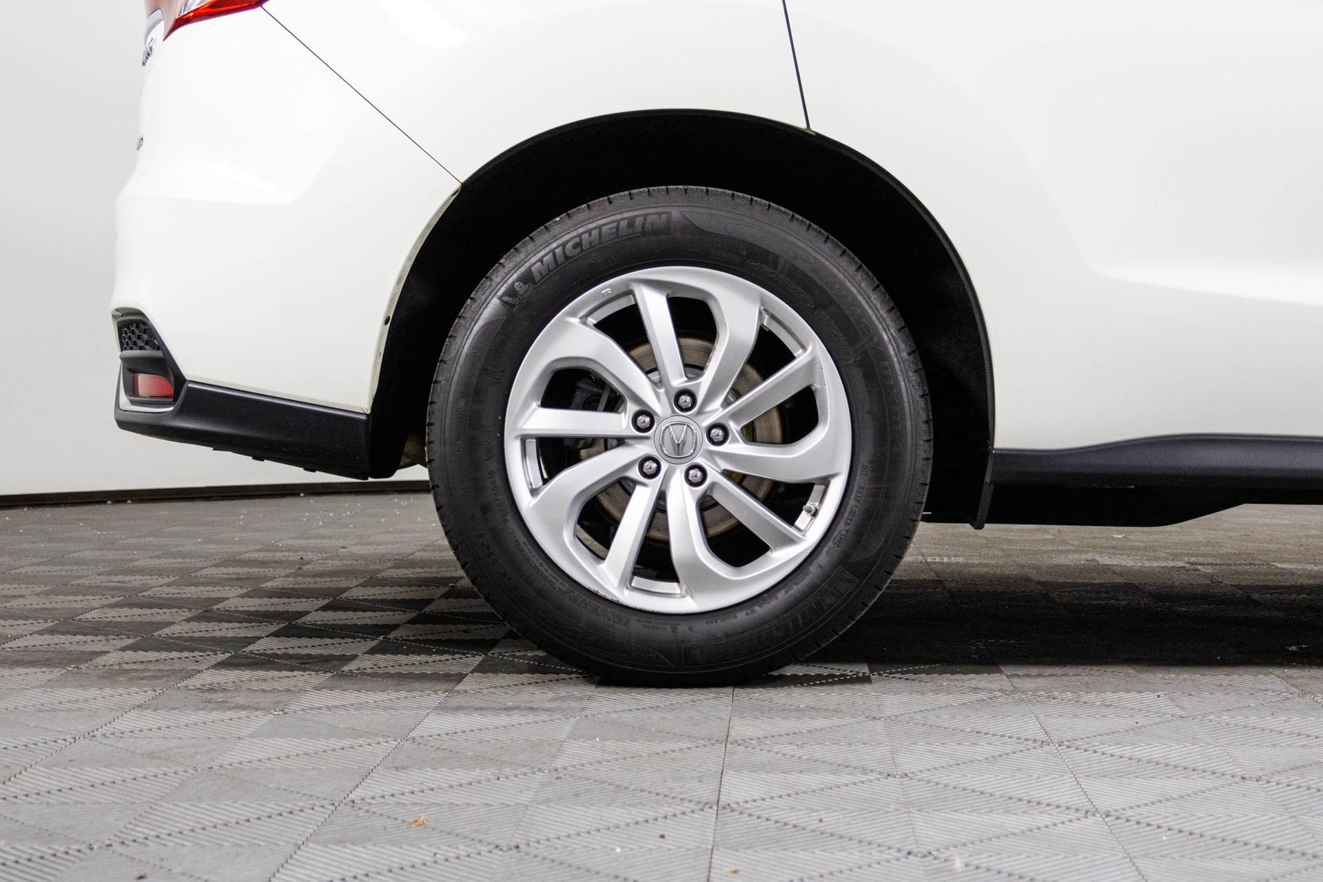 Used 2018 Acura RDX w/ Technology Package image 46