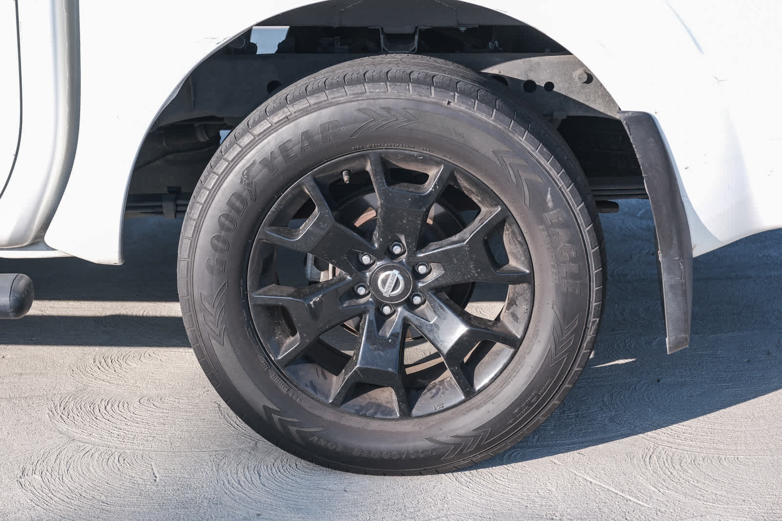 Used 2021 Nissan Frontier SV w/ Midnight Edition Floor Mats RWD image 9
