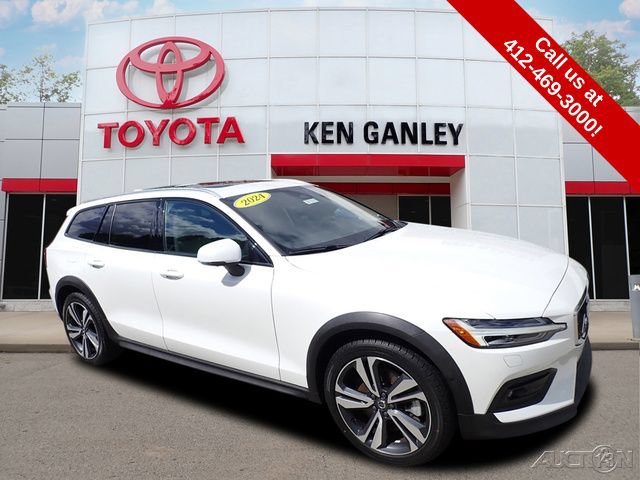 Used 2024 Volvo V60 B5 Cross Country Plus w/ Protection Package Premier AWD/4WD image 1