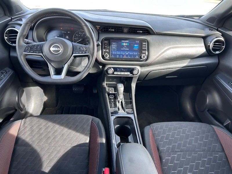 Used 2024 Nissan Kicks SR image 9