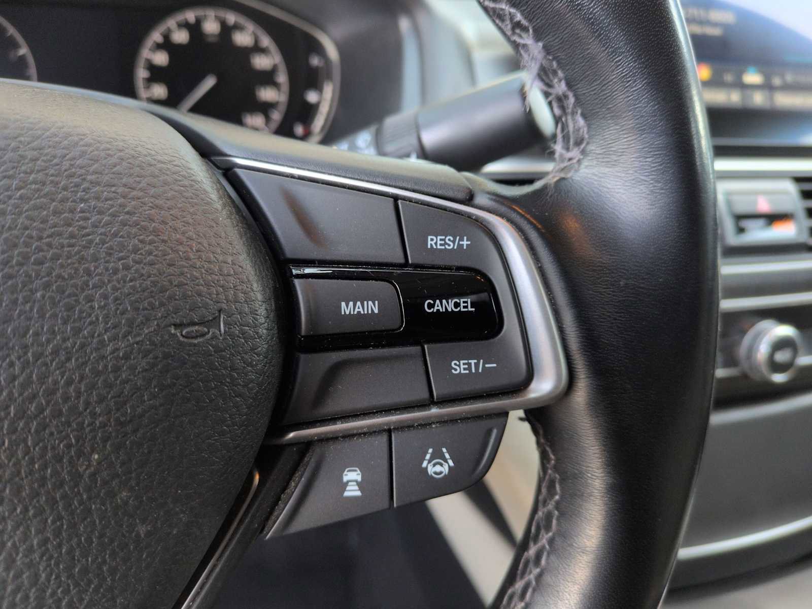 Certified 2020 Honda Accord EX-L image 25