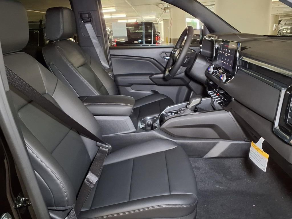 New 2026 GMC Canyon Elevation w/ Convenience Package RWD image 6