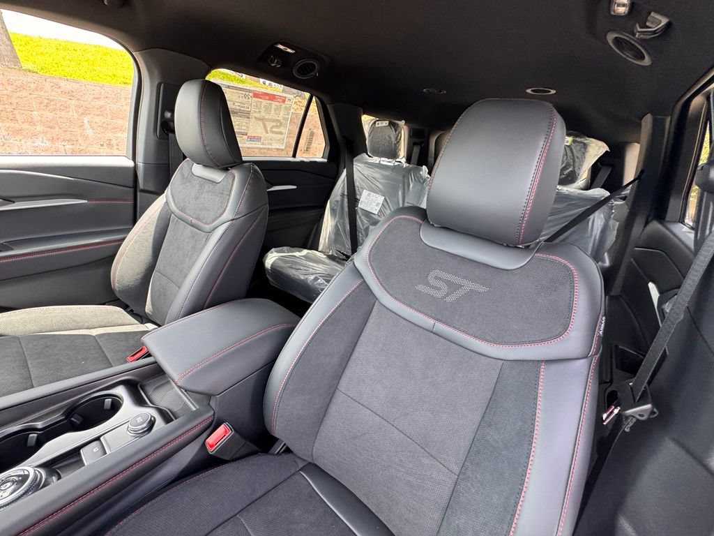 New 2026 Ford Explorer ST AWD/4WD image 18
