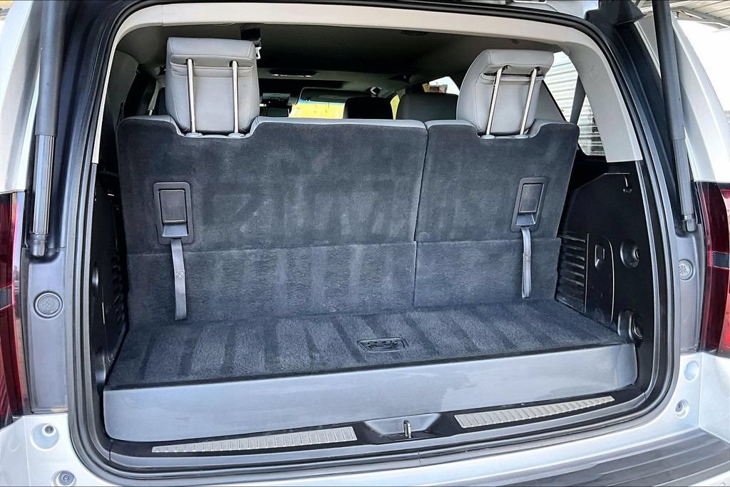 Used 2018 Chevrolet Tahoe LT w/ Off-Road Package AWD/4WD image 34