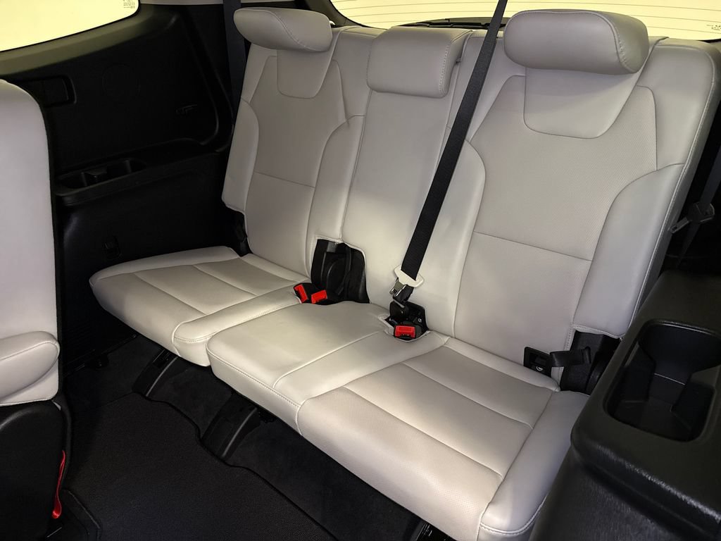 Used 2022 Kia Telluride EX w/ EX Premium Package FWD image 17