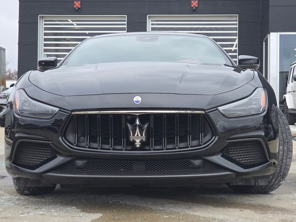 Used 2021 Maserati Ghibli Trofeo image 12