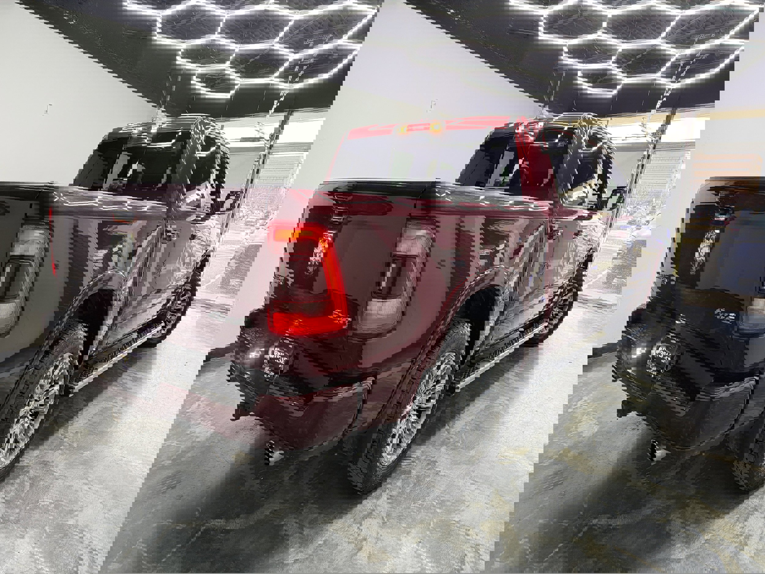 Used 2022 RAM 1500 Laramie image 5