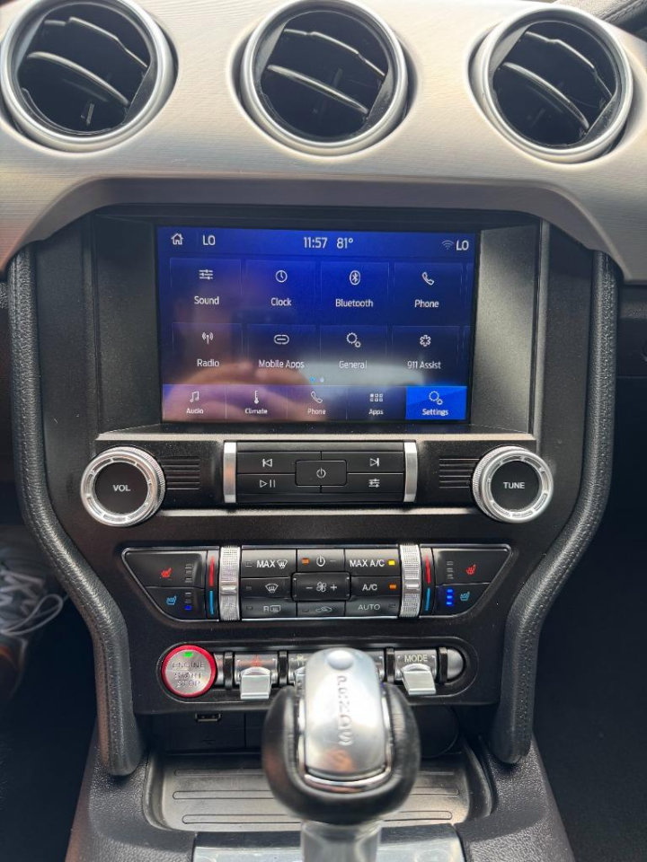 Used 2020 Ford Mustang Premium image 19