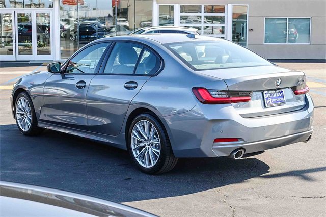 Used 2023 BMW 330i Sedan image 4