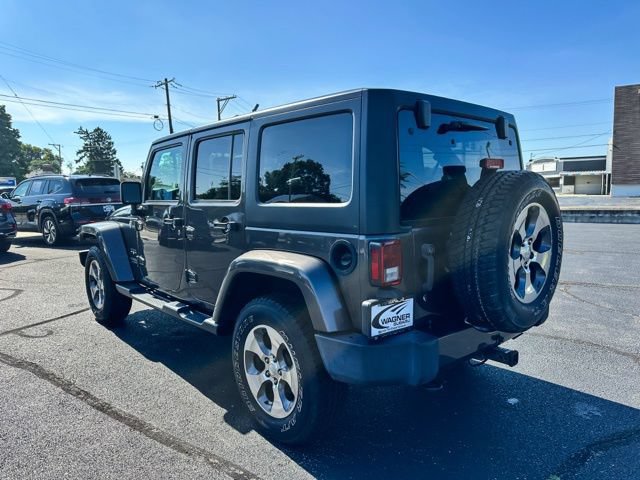 Used 2017 Jeep Wrangler Unlimited Sahara AWD/4WD image 6
