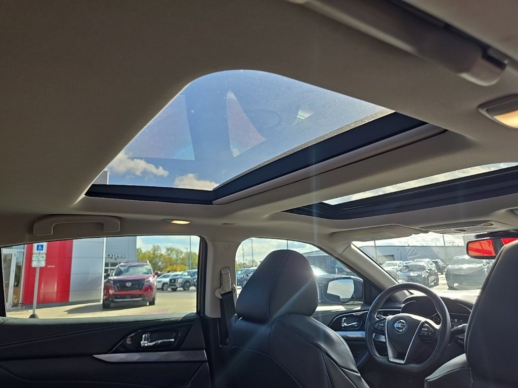 Used 2020 Nissan Maxima 3.5 SL w/ Floor Mat Group image 33