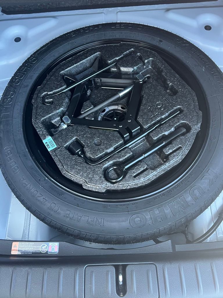 Used 2022 Genesis G70 2.0T w/ Prestige Package AWD/4WD image 16