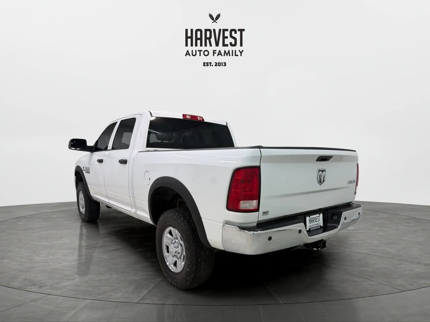 Used 2017 RAM 2500 Tradesman w/ Chrome Appearance Group AWD/4WD image 4