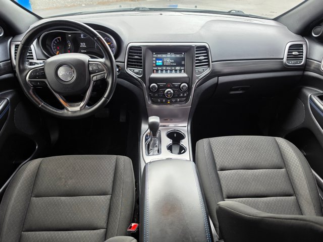 Used 2019 Jeep Grand Cherokee Laredo AWD/4WD image 13
