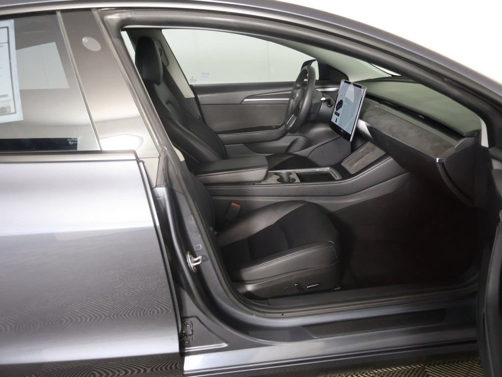 Used 2021 Tesla Model 3 Standard Range Plus RWD image 30