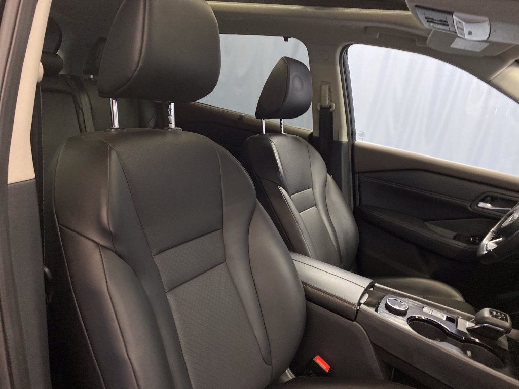 Used 2023 Nissan Rogue SV w/ SV Premium B Package AWD/4WD image 40