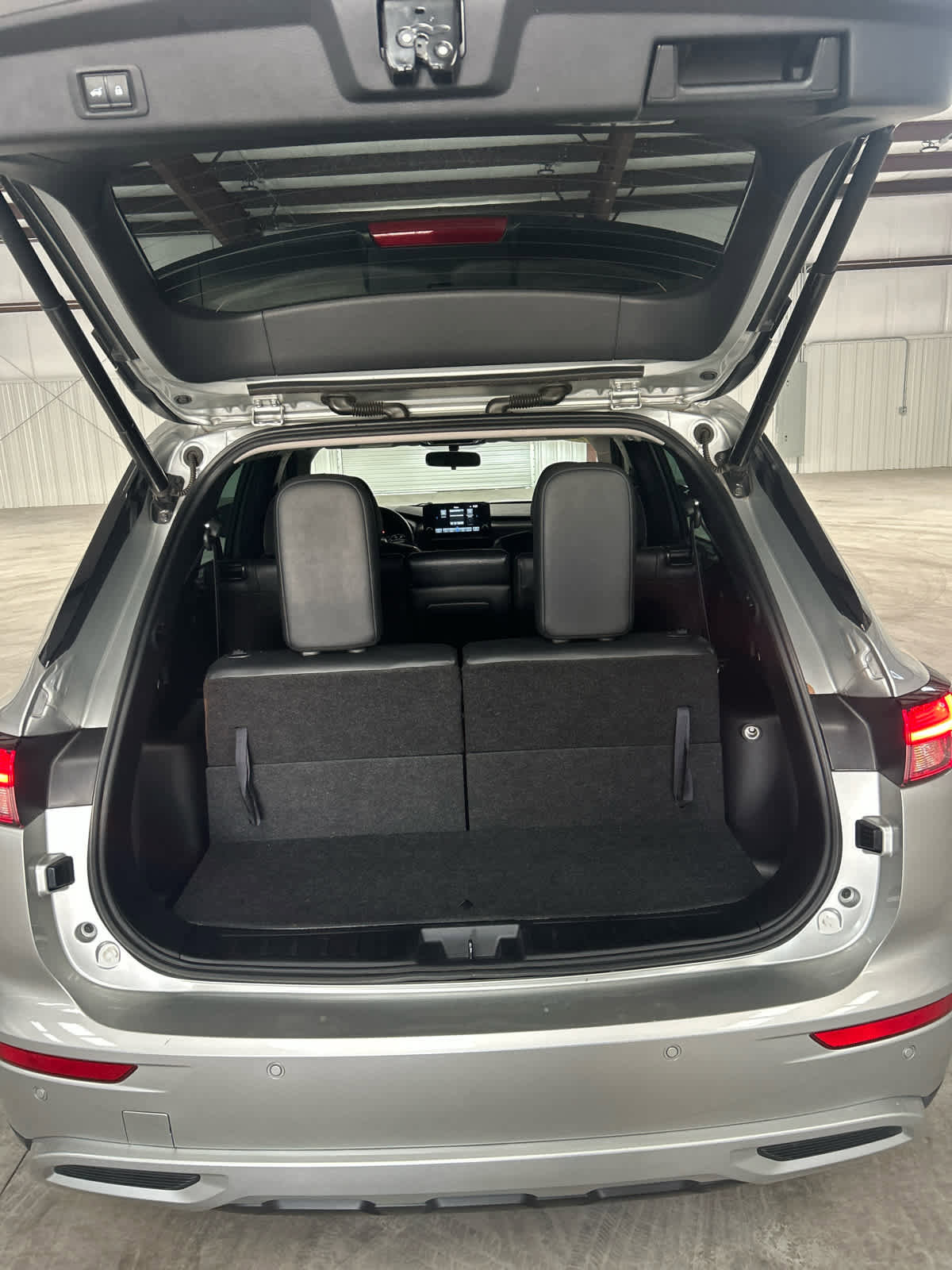 Used 2023 Mitsubishi Outlander SE image 20