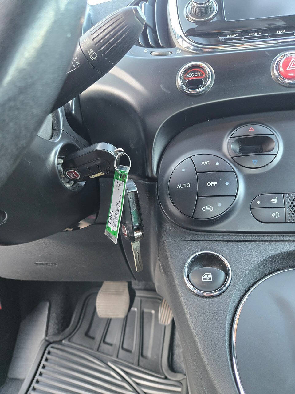 Used 2016 FIAT 500 e FWD image 38