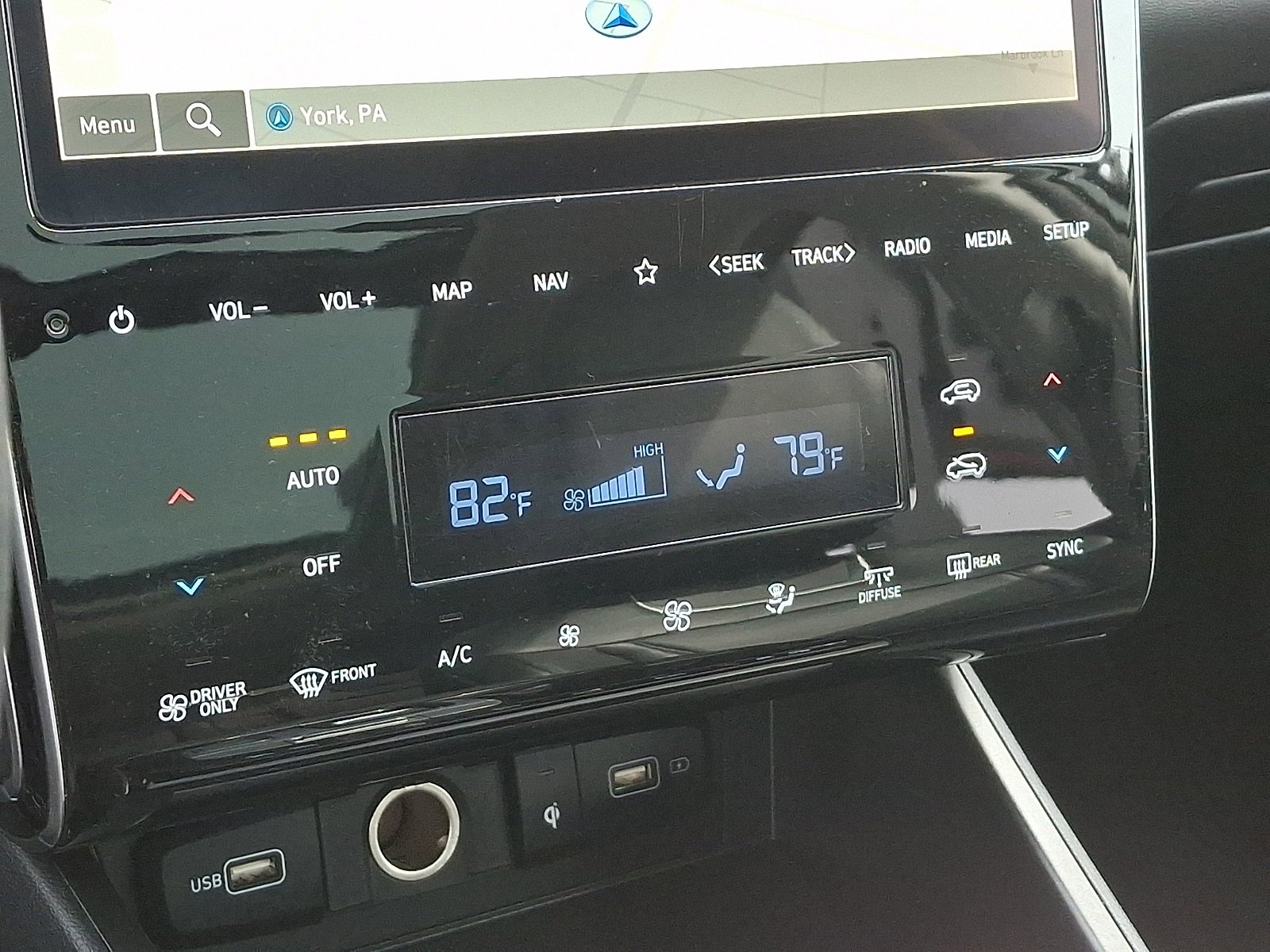 Used 2024 Hyundai Tucson Limited image 17