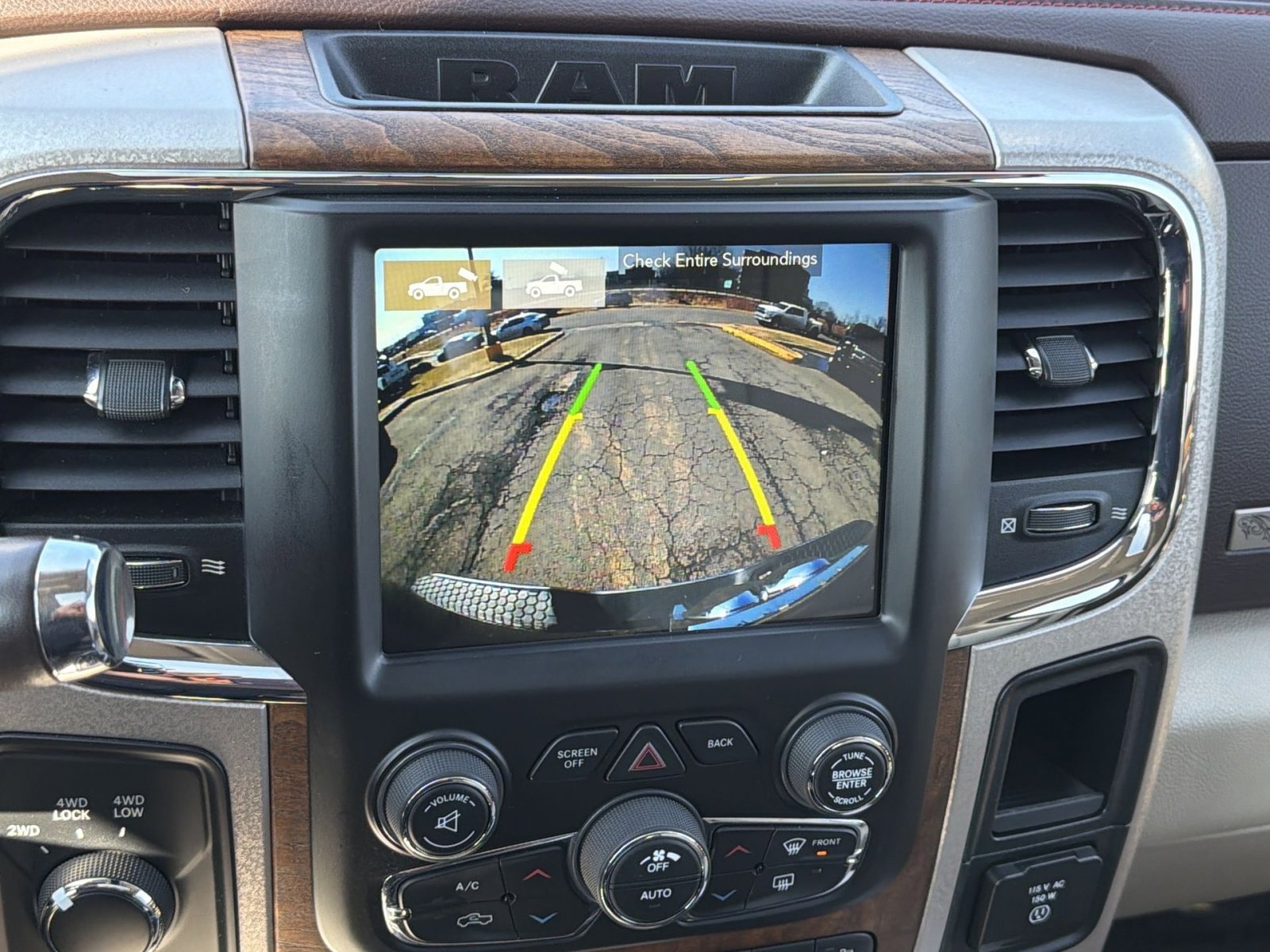 Used 2018 RAM 3500 Laramie Longhorn w/ Longhorn Southfork Package image 19