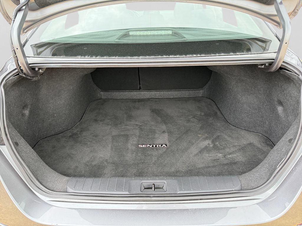 Used 2025 Nissan Sentra SV FWD image 41