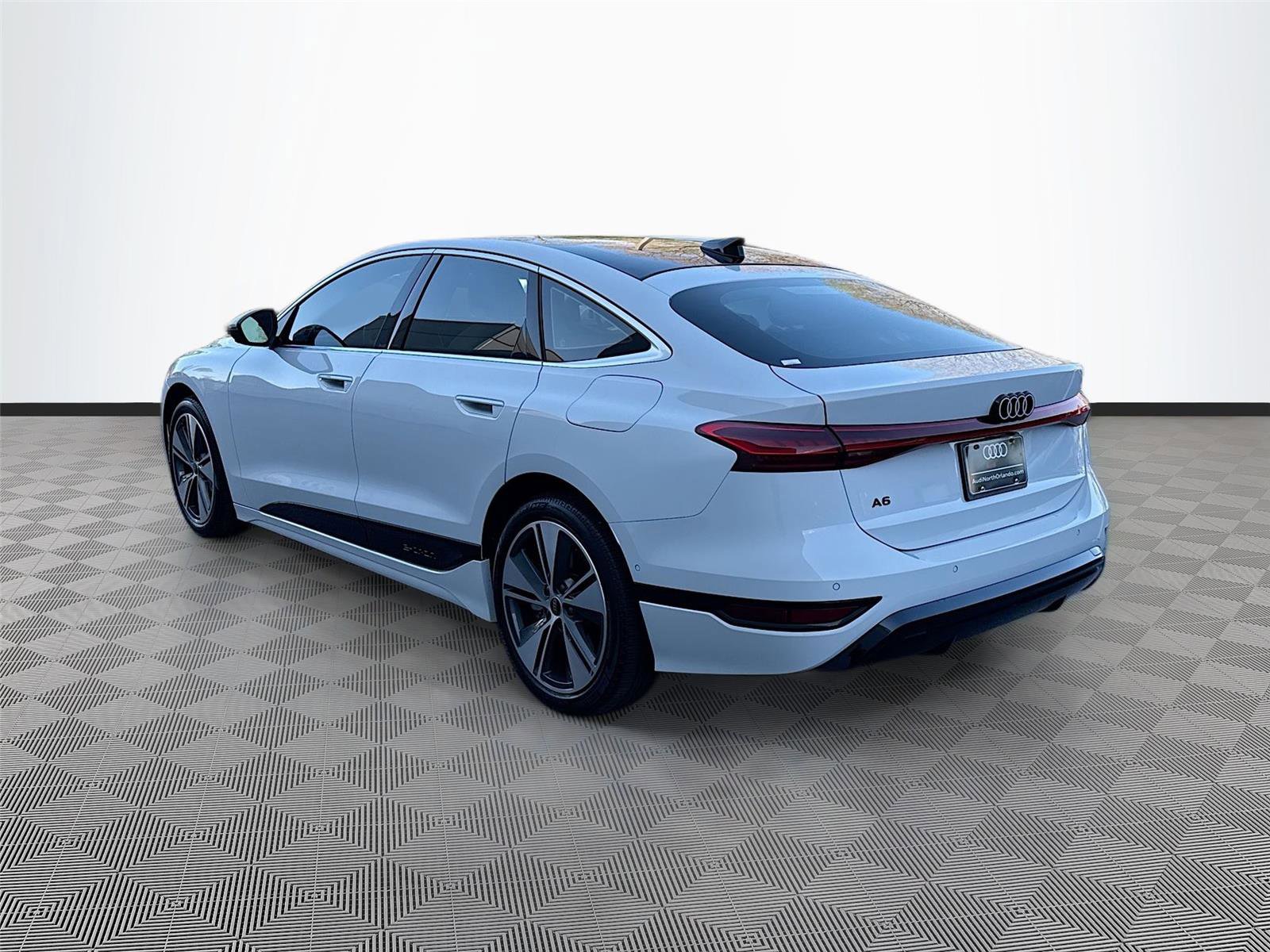Certified 2025 Audi A6 e-tron Premium Plus w/ Premium Plus image 5